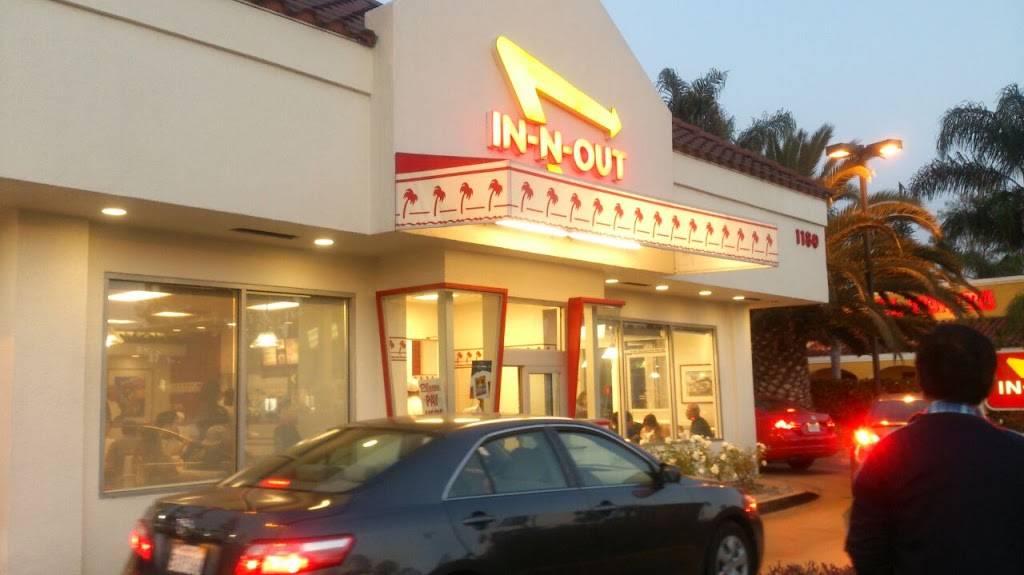 In-N-Out Burger | restaurant | 1180 S Harbor Blvd, Fullerton, CA 92832, USA | 8007861000 OR +1 800-786-1000
