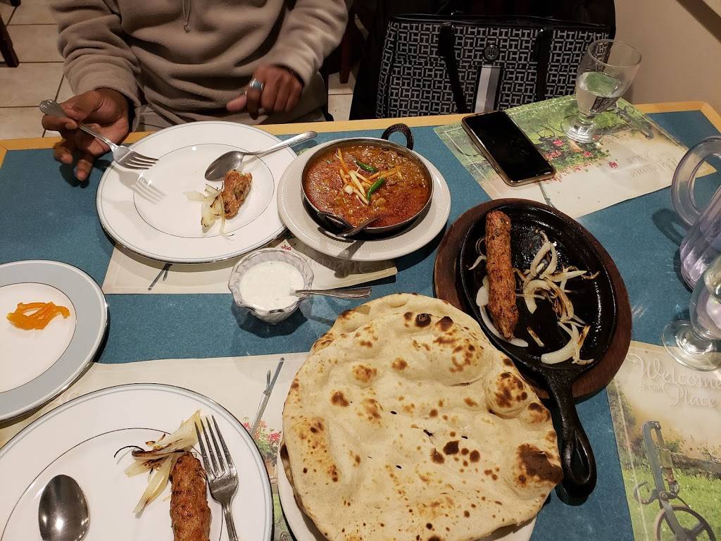 Shaheen Restaurant | restaurant | 1111 N Rolling Rd, Catonsville, MD 21228, USA | 4107471431 OR +1 410-747-1431