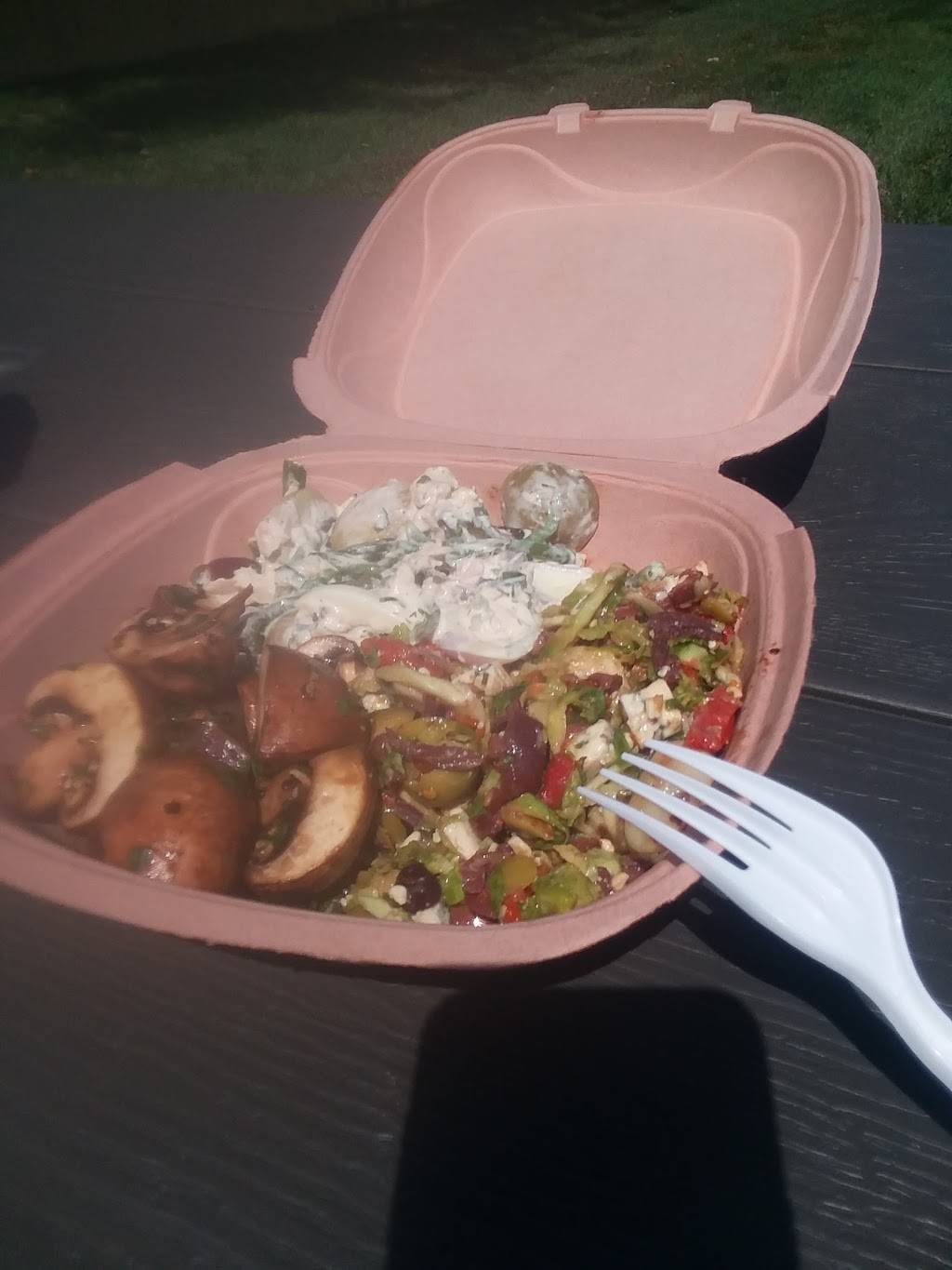 Fresh Table | restaurant | 1801 Race St # 2, Cincinnati, OH 45202, USA | 5133813774 OR +1 513-381-3774