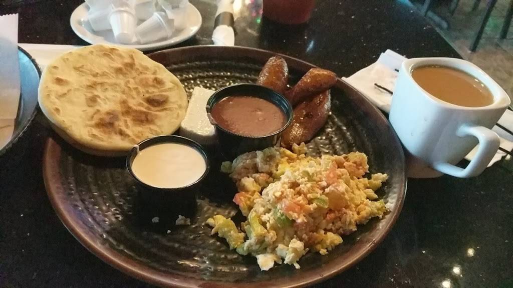 Los Pipiles Restaurant | restaurant | 12033 Veterans Memorial Dr #103, Houston, TX 77067, USA | 2815832720 OR +1 281-583-2720