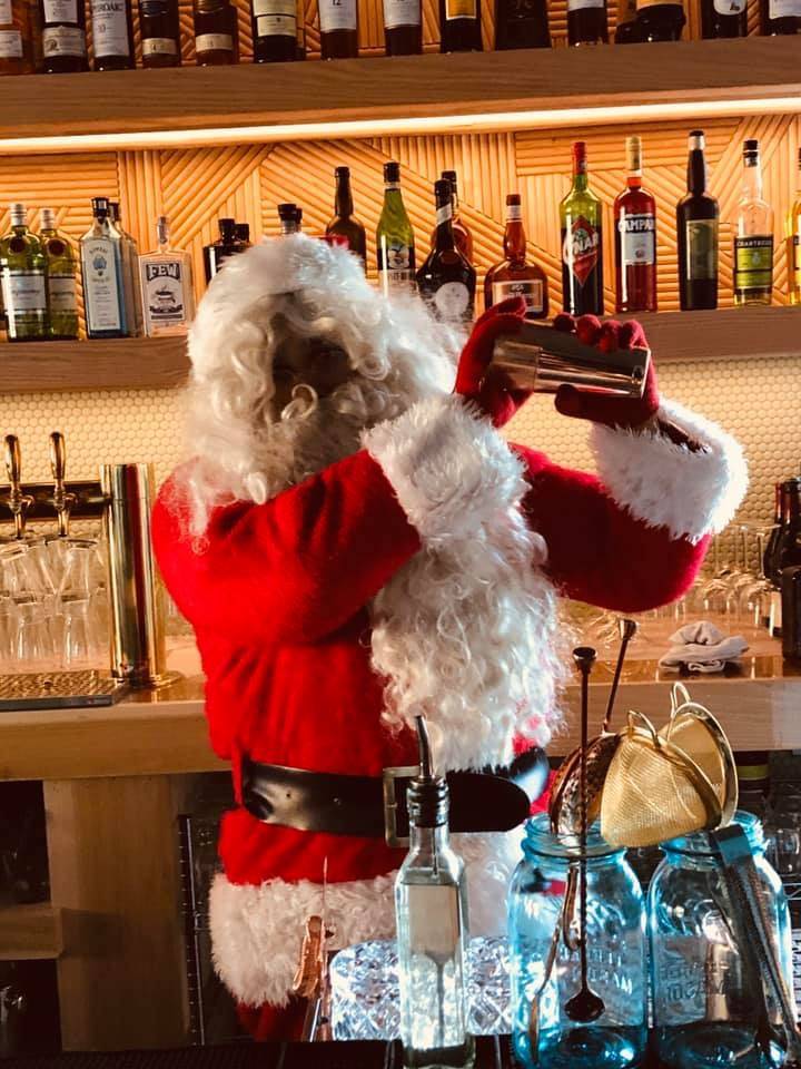 Port and Park | restaurant | 4000 N Southport Ave, Chicago, IL 60613, USA | 7736977762 OR +1 773-697-7762