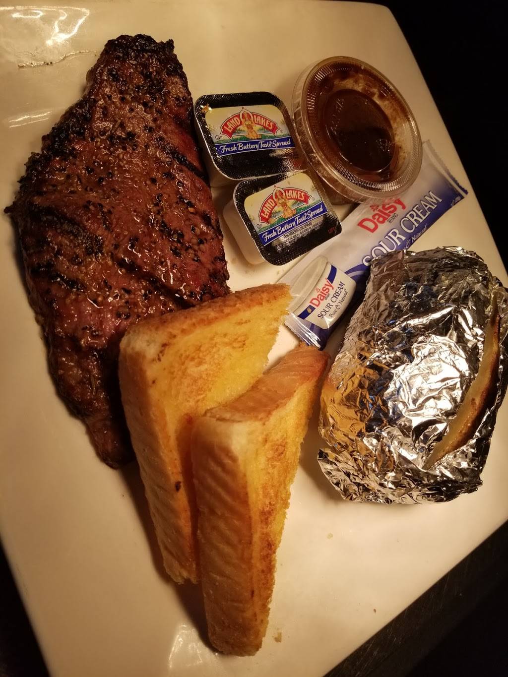 JDS PUB | restaurant | 6920 Eagle Highlands Way # 300, Indianapolis, IN 46254, USA | 3172801982 OR +1 317-280-1982