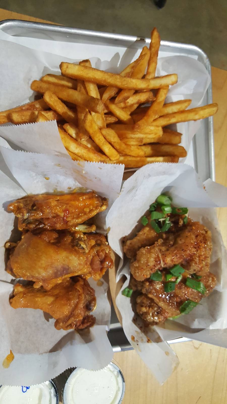 Fire Wings Fair Oaks | restaurant | 5350 Sunrise Blvd, Fair Oaks, CA 95628, USA | 9164963473 OR +1 916-496-3473