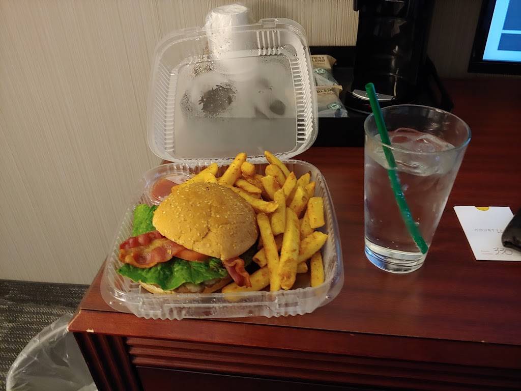 The Bistro – Eat. Drink. Connect. | restaurant | 420 Forsgate Dr, Cranbury, NJ 08512, USA | 60965599507502 OR +1 609-655-9950 ext. 7502