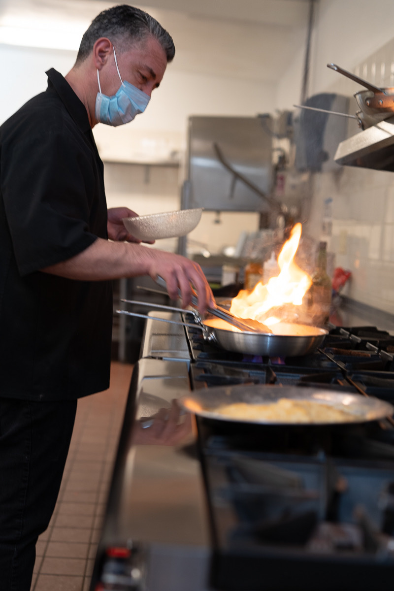 Raffis Locale | restaurant | 7547 W Irving Park Rd, Chicago, IL 60634, USA | 7734172223 OR +1 773-417-2223