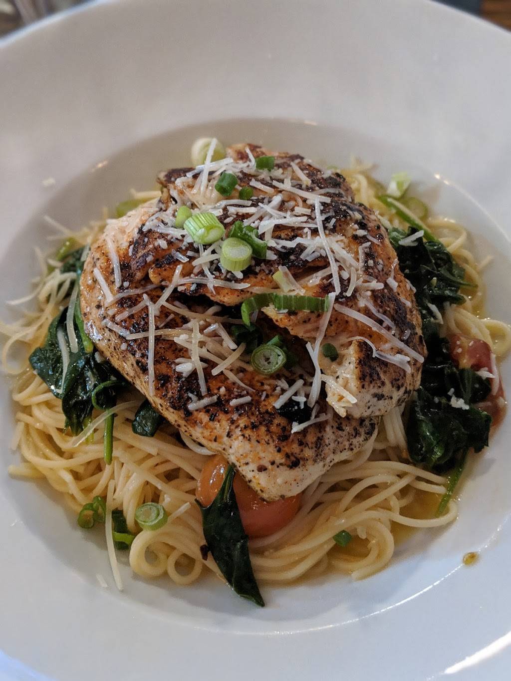 Bernards Gastropub & Eatery | restaurant | 303 S Jefferson St, Roanoke, VA 24011, USA | 5402062656 OR +1 540-206-2656