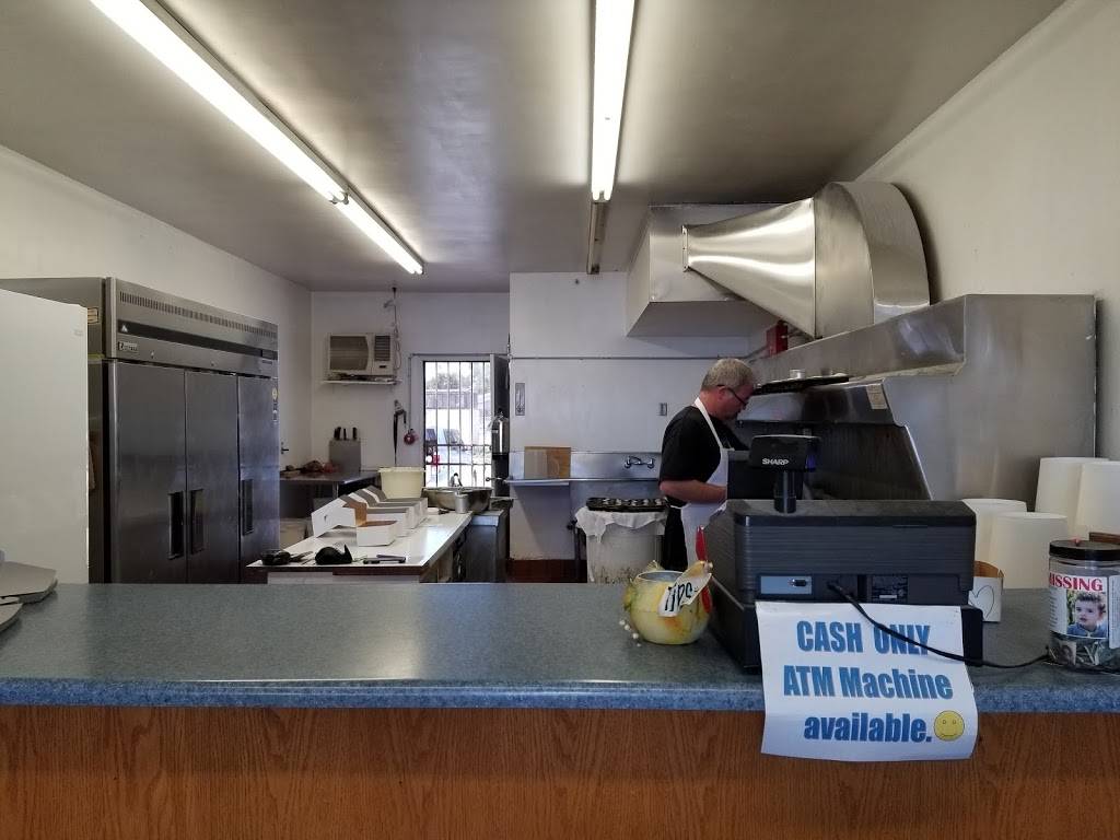 Donahoos Golden Chicken | restaurant | 1117 N Grove Ave, Ontario, CA 91764, USA | 9099834319 OR +1 909-983-4319