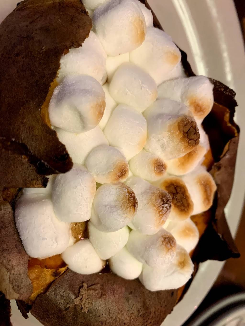 Texas Roadhouse | restaurant | 5005 Shelbyville Rd, Louisville, KY 40207, USA | 5028975005 OR +1 502-897-5005