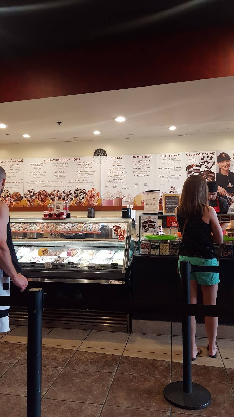 Cold Stone Creamery | bakery | 921 25th Ave, Coralville, IA 52241, USA | 3193417900 OR +1 319-341-7900