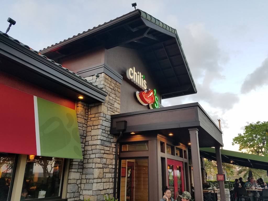 Chilis Grill & Bar | restaurant | 590 Farrington Hwy, Kapolei, HI 96707, USA | 8086938722 OR +1 808-693-8722