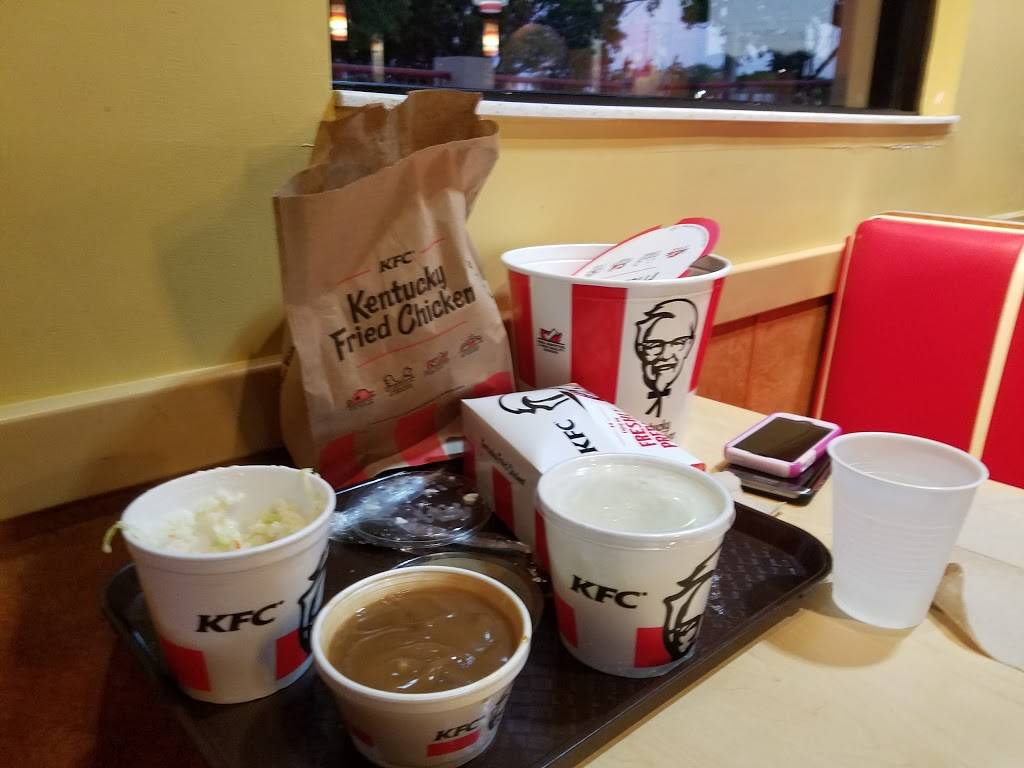 KFC | restaurant | 9951 Pines Blvd, Pembroke Pines, FL 33024, USA | 9544352315 OR +1 954-435-2315