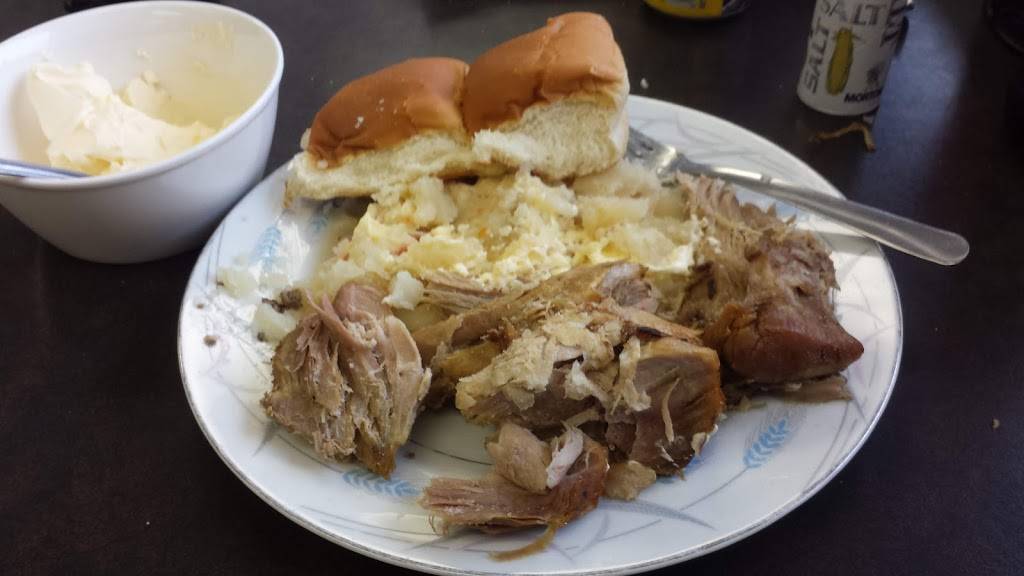 Robins Nest | restaurant | 1010 Trail of the Lonesome Pine, Cedar Bluff, VA 24609, USA | 2763458881 OR +1 276-345-8881