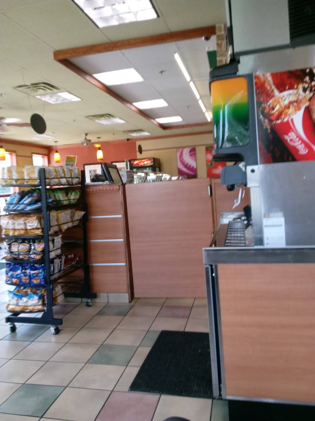 Subway | restaurant | 350 W Main St, Ansonia, CT 06401, USA | 2037327811 OR +1 203-732-7811