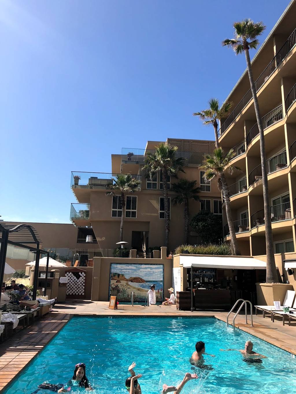 Surf and Sand Resort | restaurant | 1555 S Coast Hwy, Laguna Beach, CA 92651, USA | 8885798544 OR +1 888-579-8544