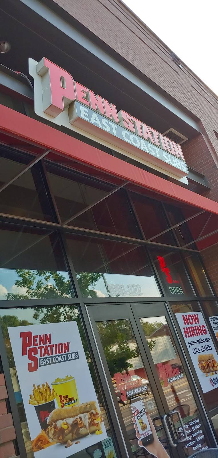 Penn Station East Coast Subs | restaurant | 3001 Hillsborough St #122, Raleigh, NC 27607, USA | 9842328444 OR +1 984-232-8444