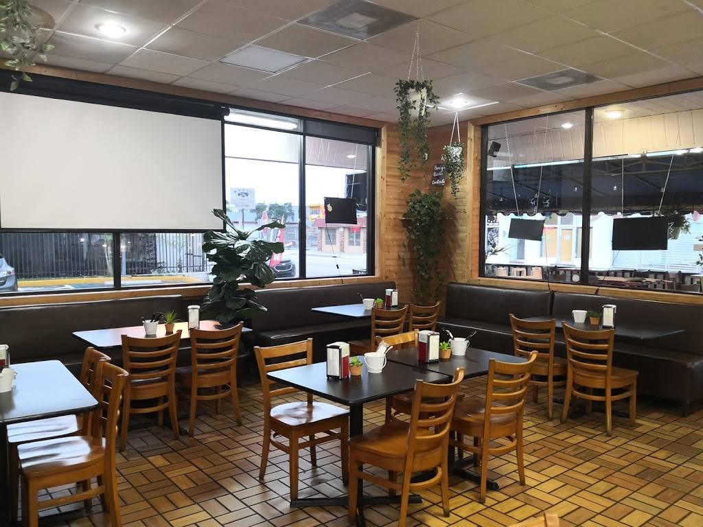 La Completa Latina | restaurant | 650 NE 79th St, Miami, FL 33138, USA | 7865366177 OR +1 786-536-6177