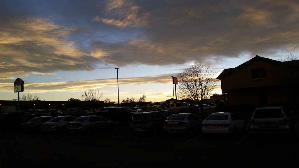 Wonderful Bistro | restaurant | 4602 N Elizabeth St, Pueblo, CO 81008, USA | 7195440233 OR +1 719-544-0233