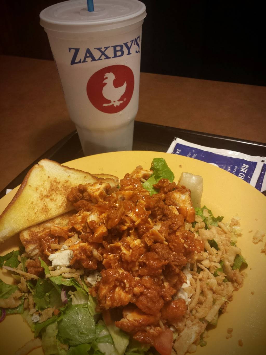 Zaxbys Chicken Fingers & Buffalo Wings | restaurant | 355 Copperfield Blvd NE, Concord, NC 28025, USA | 7047823663 OR +1 704-782-3663