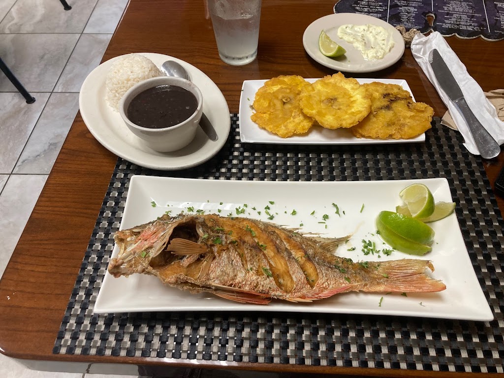 El Pescaito | restaurant | 7441 NW 72nd Ave, Miami, FL 33166, USA | 3058857205 OR +1 305-885-7205