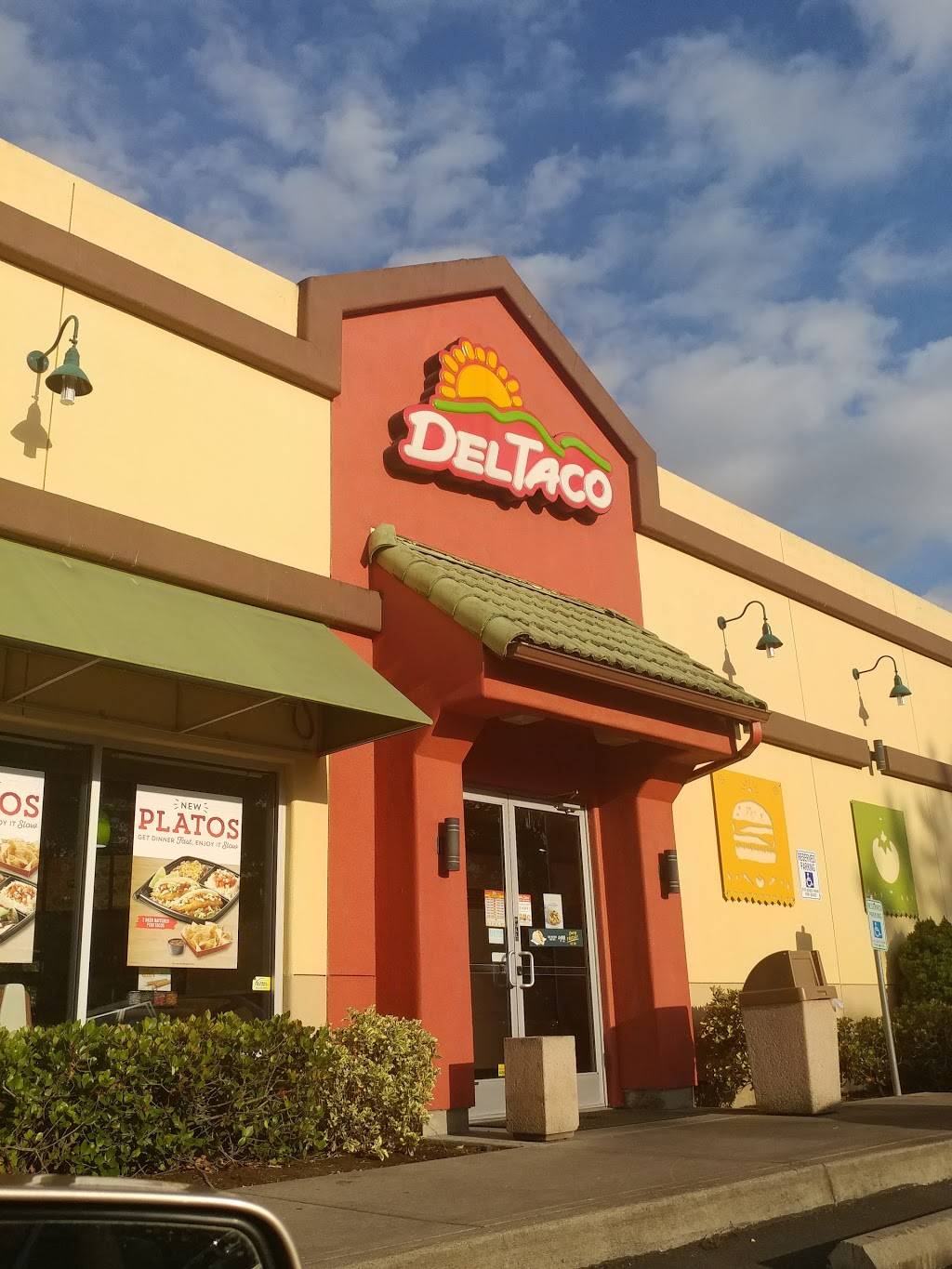 Del Taco | meal takeaway | 8724 NE Hwy 99, Vancouver, WA 98665, USA | 3605460707 OR +1 360-546-0707