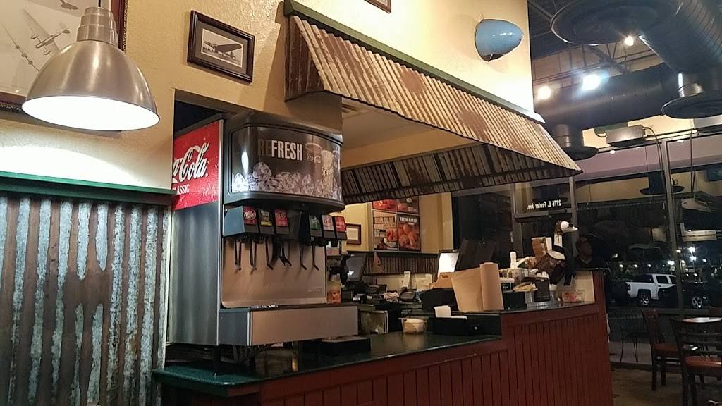 Wingstop | restaurant | 2776 E Fowler Ave, Tampa, FL 33612, USA | 8139039464 OR +1 813-903-9464