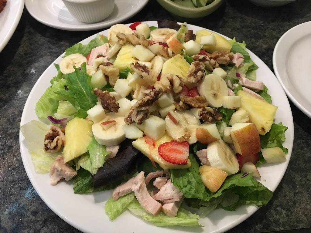 Pickles & Rye Deli | restaurant | 6724 Orchard Lake Rd, West Bloomfield Township, MI 48322, USA | 2487373890 OR +1 248-737-3890