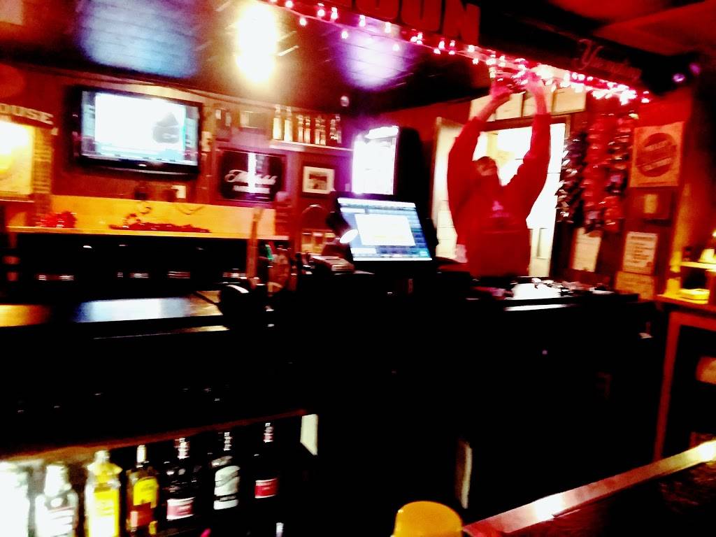 Dog House Saloon | restaurant | 202 S Broad St, West Hazleton, PA 18202, USA | 5704531699 OR +1 570-453-1699
