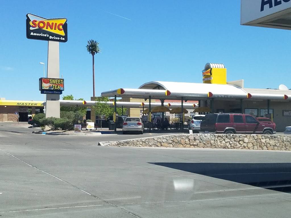 Sonic Drive-In | restaurant | 1336 N Zaragoza Rd, El Paso, TX 79936, USA | 9158550149 OR +1 915-855-0149