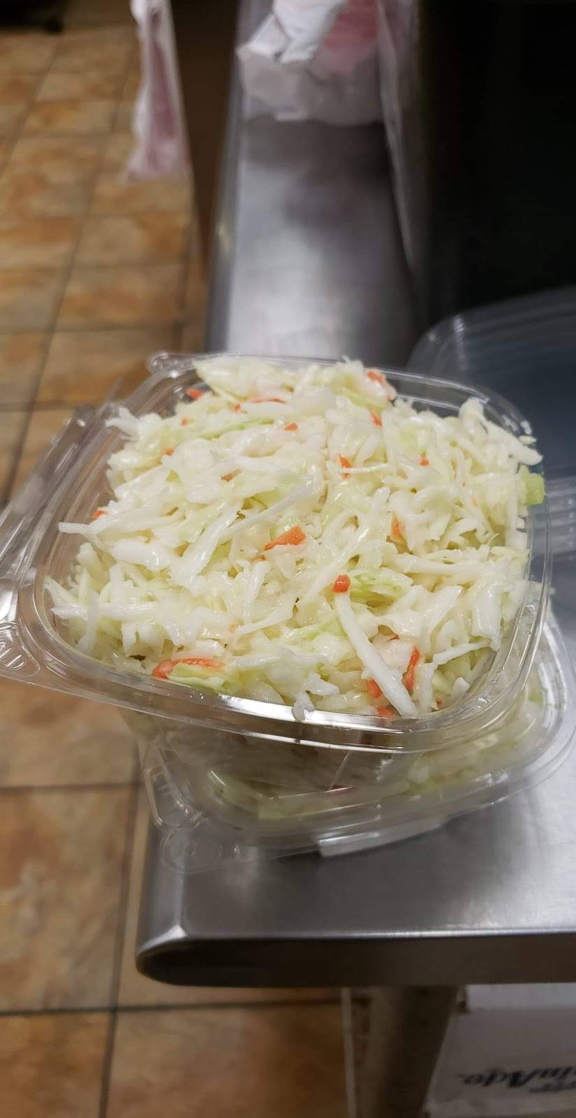 Sharks Fish & Chicken | restaurant | 1250 Burnham Ave, Calumet City, IL 60409, USA | 7088680088 OR +1 708-868-0088