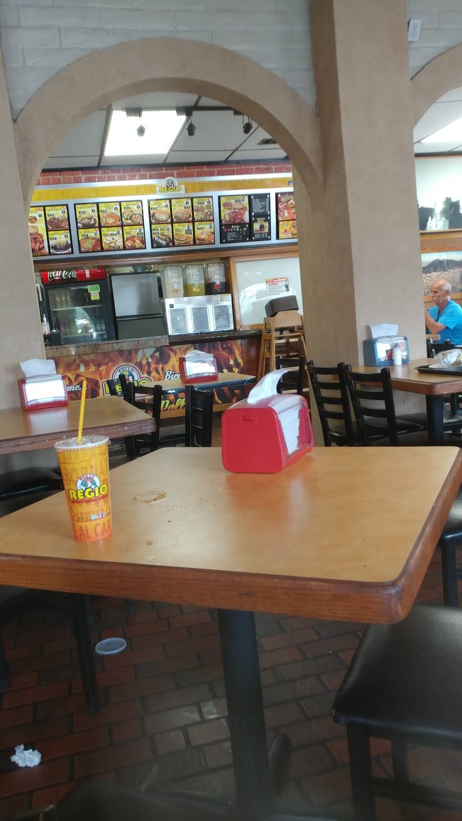 Pollo Regio | restaurant | 2575 Walnut Hill Ln, Dallas, TX 75229, USA | 2149027400 OR +1 214-902-7400