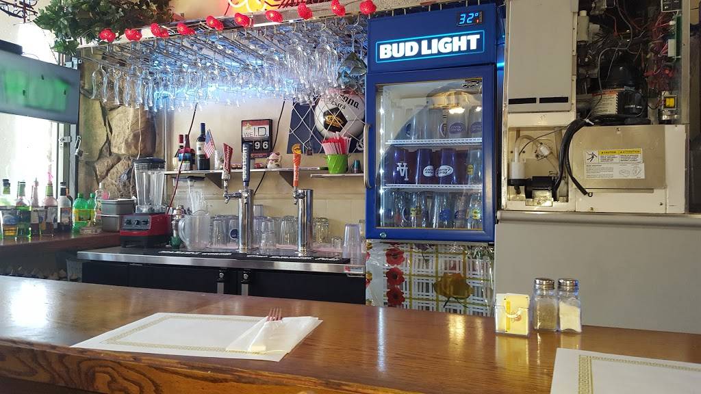 Flores Cafe | restaurant | 1804 E Carson St, Carson, CA 90745, USA | 3108309949 OR +1 310-830-9949