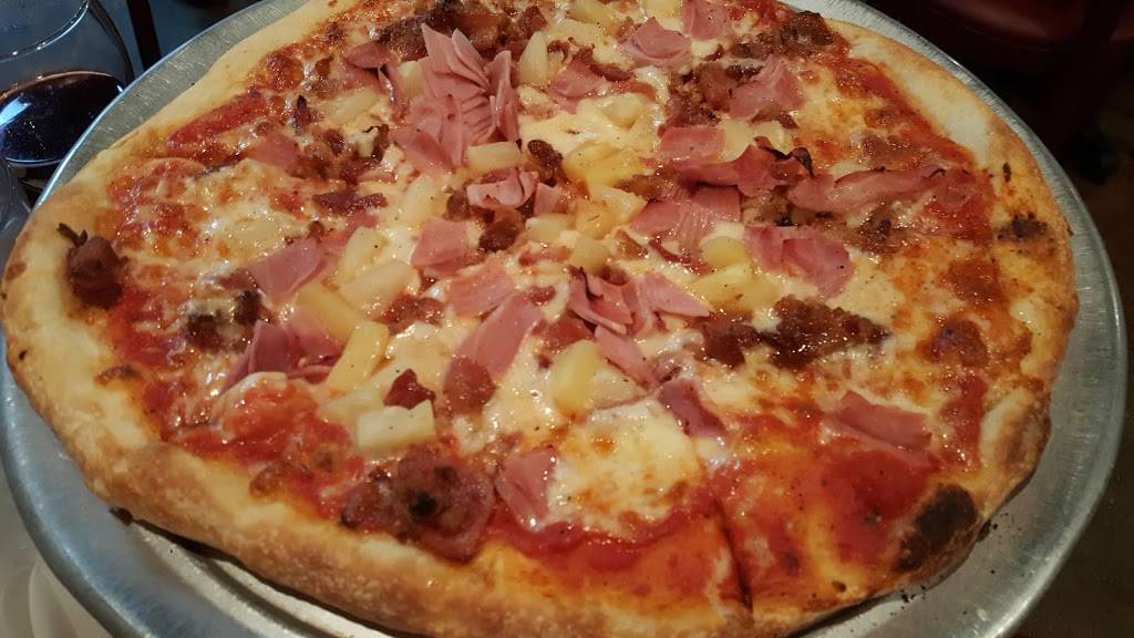 Anthonys Pizza | restaurant | 3385 S US Hwy 17 92 #165, Casselberry, FL 32707, USA | 8448414161 OR +1 844-841-4161