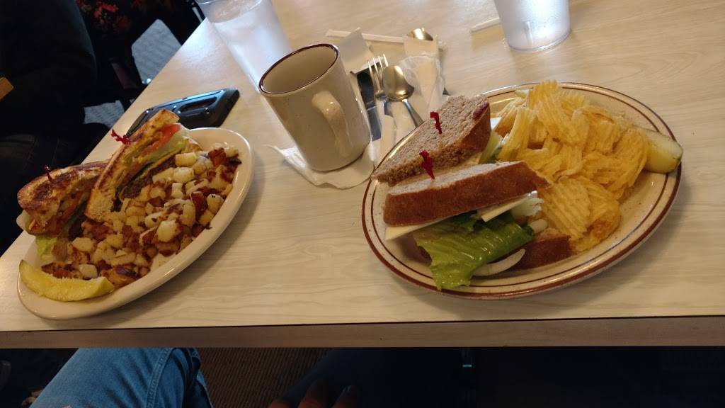 Tammys Bakery And Café | restaurant | 232 E Grand River Rd, Laingsburg, MI 48848, USA | 5176511989 OR +1 517-651-1989