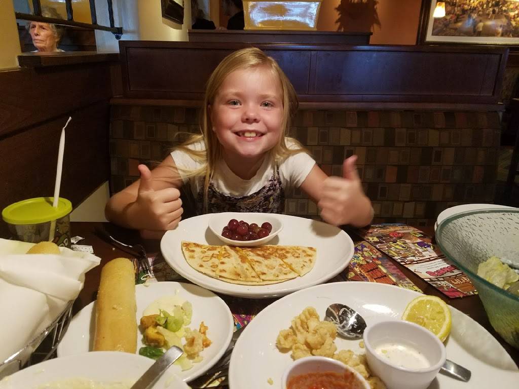 Olive Garden Italian Restaurant | meal takeaway | 6191 Centennial Center Blvd, Las Vegas, NV 89149, USA | 7026451557 OR +1 702-645-1557