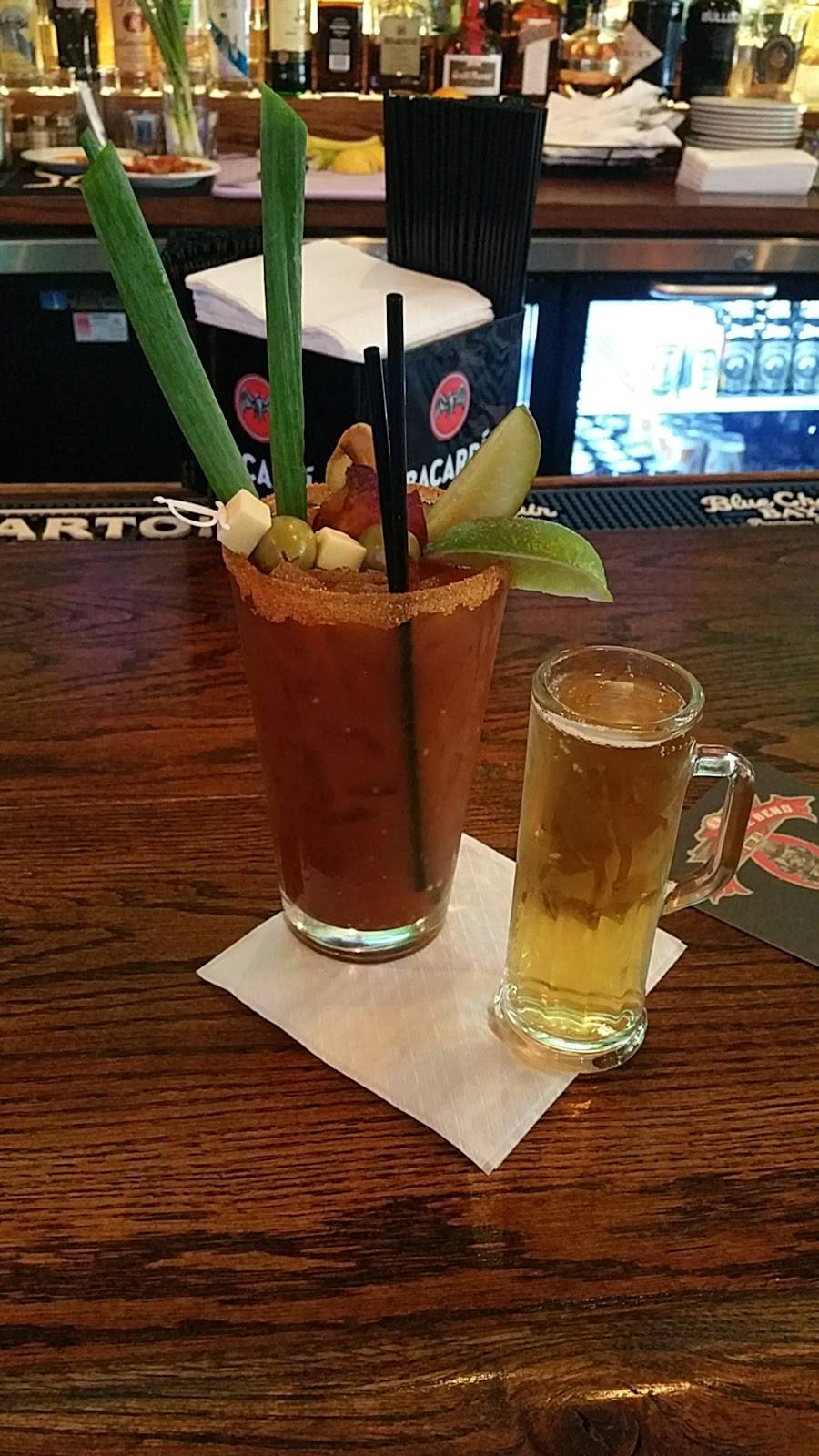 Marquette Kitchen & Tap | restaurant | 18 W St Charles Rd, Lombard, IL 60148, USA | 6306139056 OR +1 630-613-9056