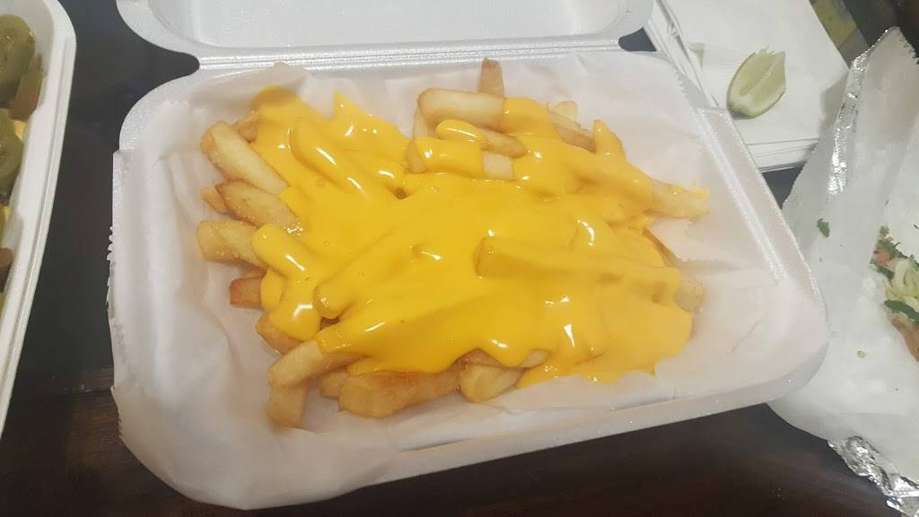 Tacontento | restaurant | 3500 W Montrose Ave, Chicago, IL 60618, USA | 3128003693 OR +1 312-800-3693