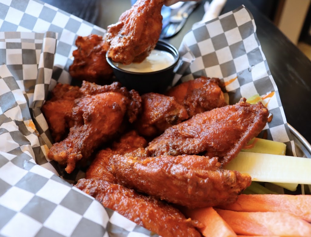 The G.O.A.T. Sports Bar | restaurant | 2514 46th Ave, Greeley, CO 80634, USA | 9703732646 OR +1 970-373-2646