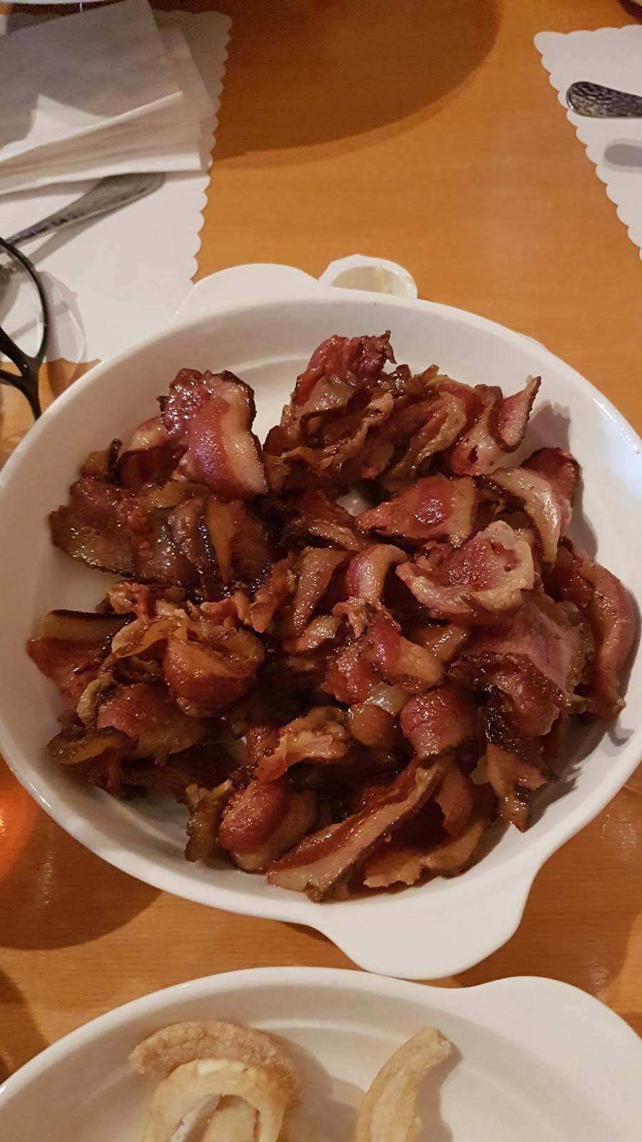 Érablière Hilltop | restaurant | 4329 Chemin Symington, Dunham, QC J0E 1M0, Canada | 4502952270 OR +1 450-295-2270