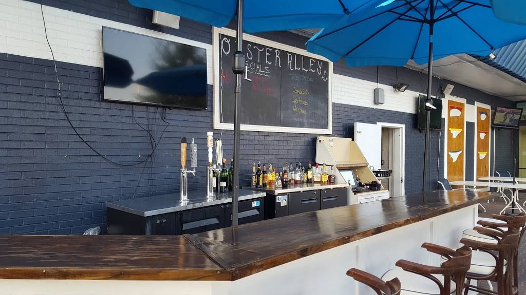 Oyster Alley | restaurant | Ground Floor, Rear, 700 Settlers Landing Rd, Hampton, VA 23669, USA | 7577279700 OR +1 757-727-9700