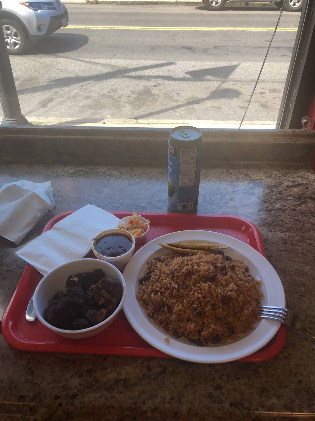 P & C Market & Caribbean Cuisine | restaurant | 35 Lebanon St, Malden, MA 02148, USA | 7814804398 OR +1 781-480-4398