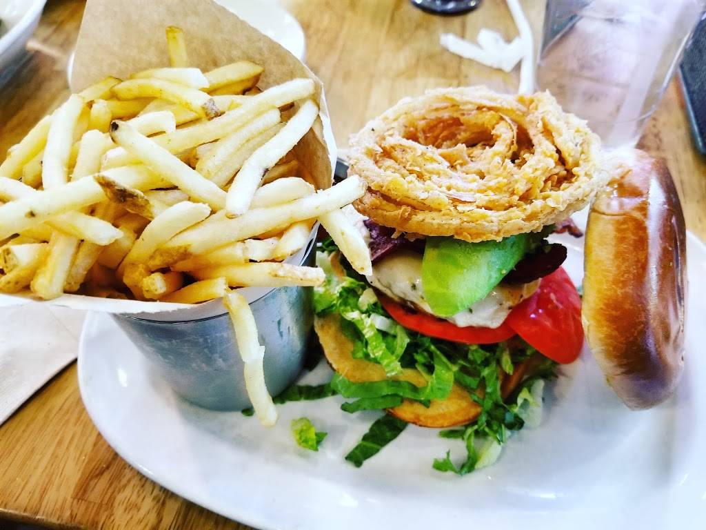 The Counter | restaurant | 7, Times Square Tower, New York, NY 10036, USA | 2129976801 OR +1 212-997-6801