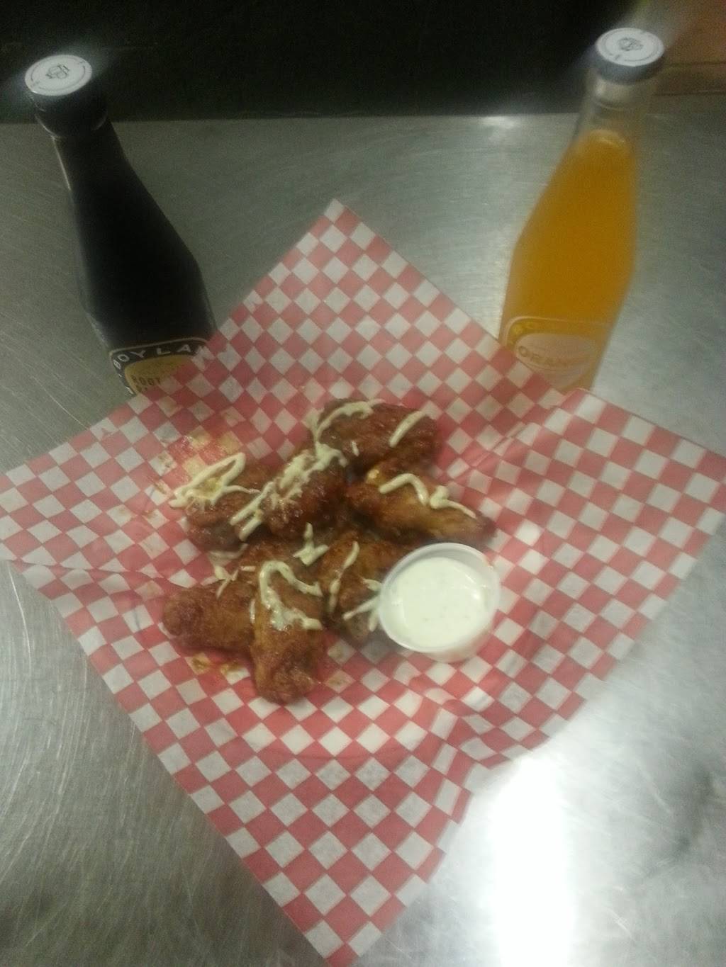 Dinos Pizza | restaurant | 45 St Lawrence St E, Madoc, ON K0K 2K0, Canada | 6134735550 OR +1 613-473-5550