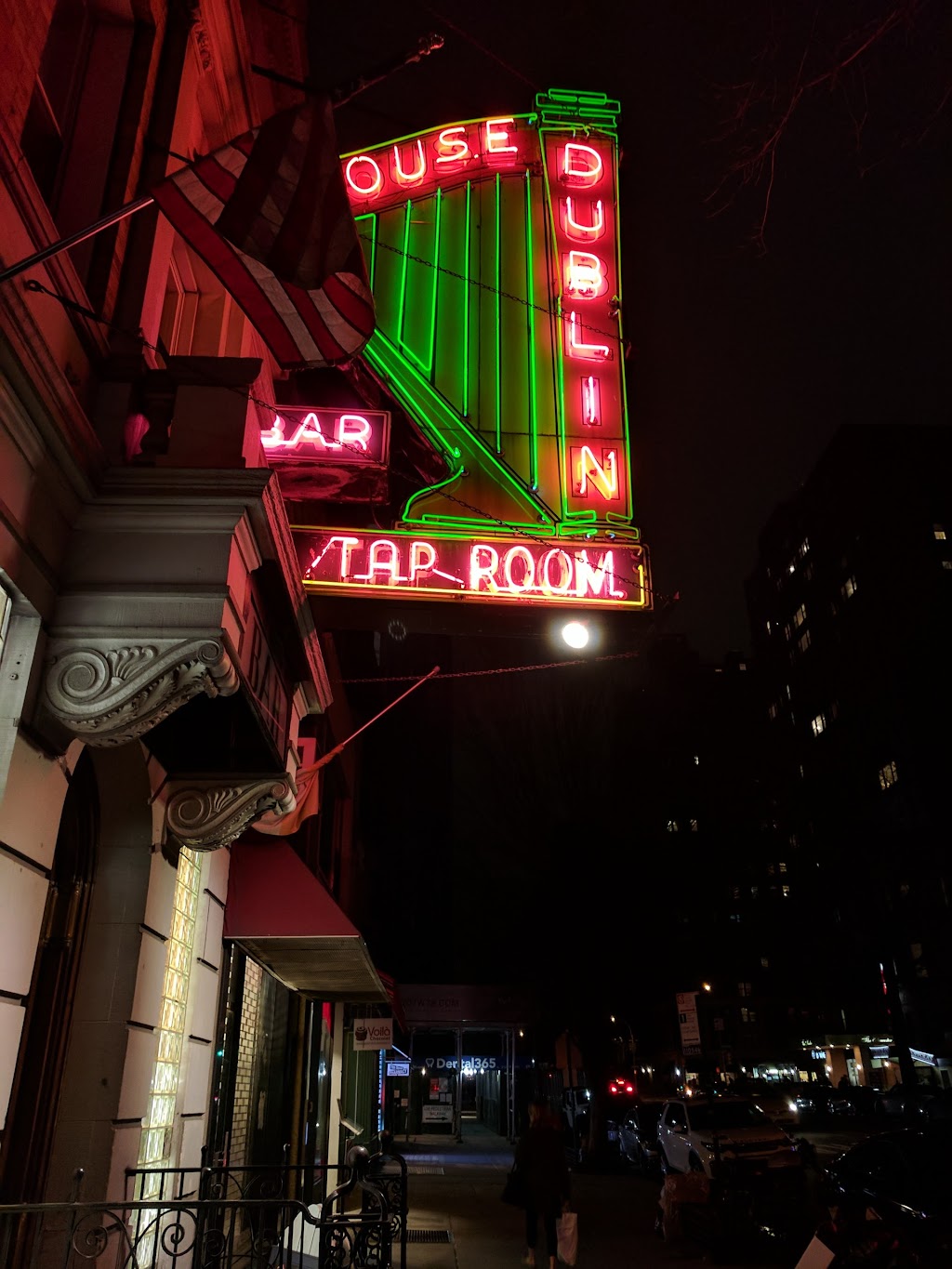 Dublin House | restaurant | 225 W 79th St, New York, NY 10024, USA | 2128749528 OR +1 212-874-9528