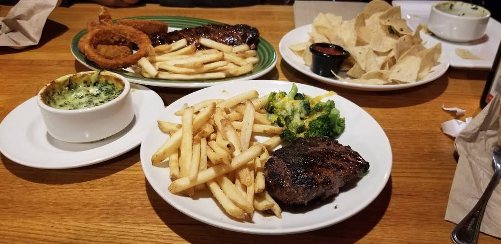Applebees Grill + Bar | restaurant | 2554 Sunrise Dr, Springfield, IL 62703, USA | 2175287021 OR +1 217-528-7021