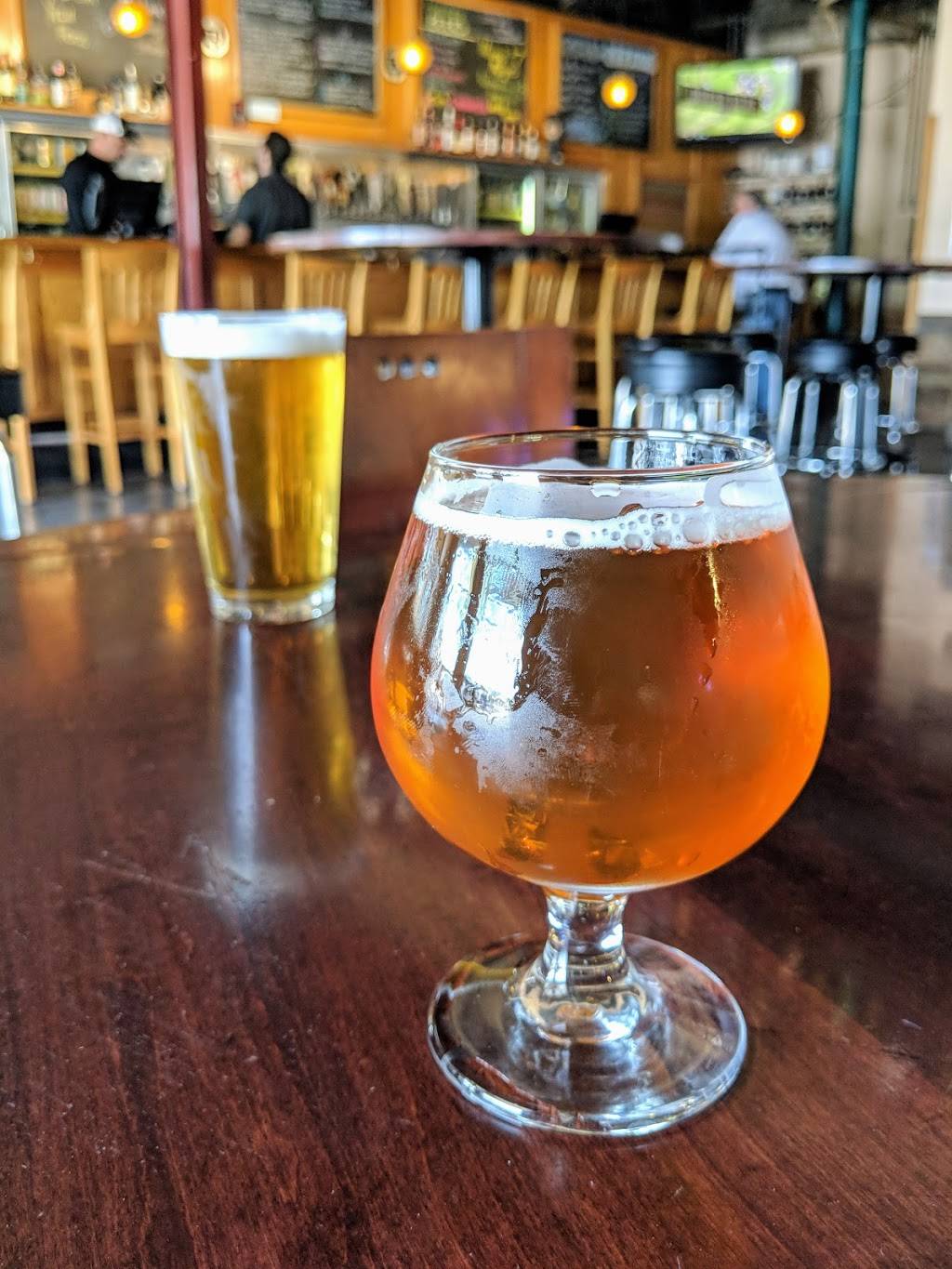 Brixies | restaurant | 9526 Ogden Ave, Brookfield, IL 60513, USA | 7083870050 OR +1 708-387-0050