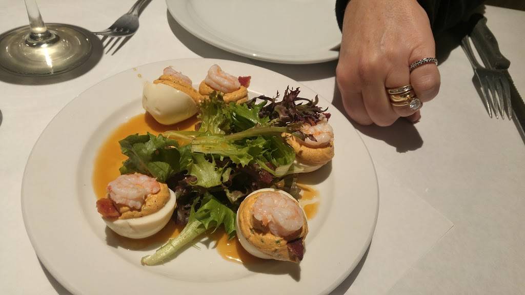 Copelands of New Orleans | restaurant | 1001 S Clearview Pkwy, Jefferson, LA 70121, USA | 5046207800 OR +1 504-620-7800