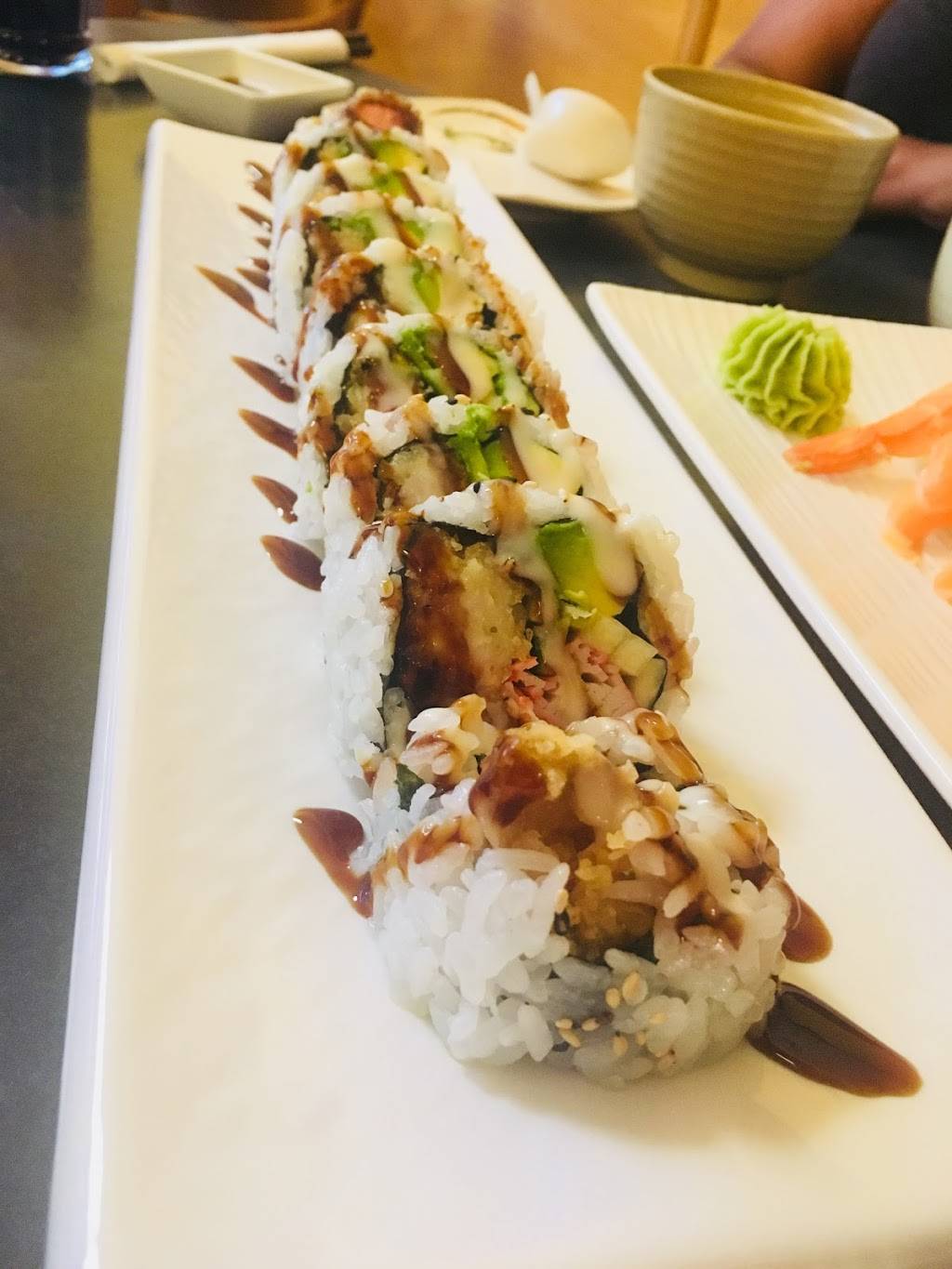 Daon Sushi | restaurant | 4188 Finch Ave E, Scarborough, ON M1V 0C5, Canada | 6472717333 OR +1 647-271-7333