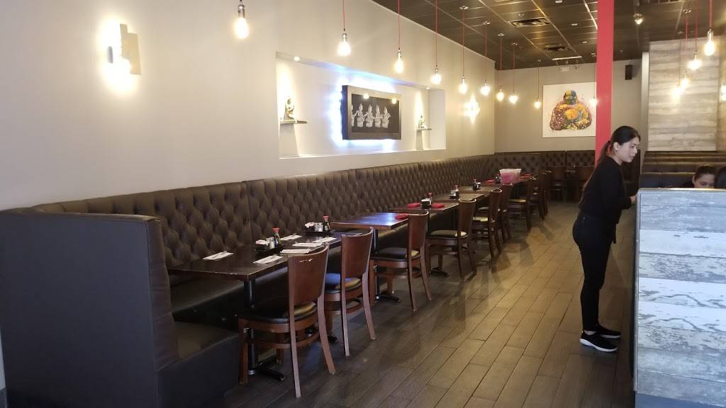 Chilli Thai | restaurant | 1012 W Hebron Pkwy #138, Carrollton, TX 75010, USA | 9728205670 OR +1 972-820-5670