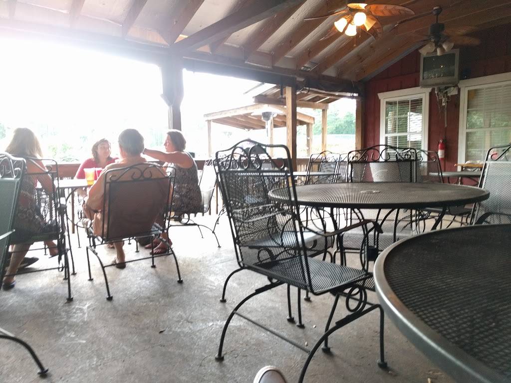 Elmos Red Bar & Grill | restaurant | 3997 Lake Sinclair Dr, Sparta, GA 31087, USA | 7064448884 OR +1 706-444-8884