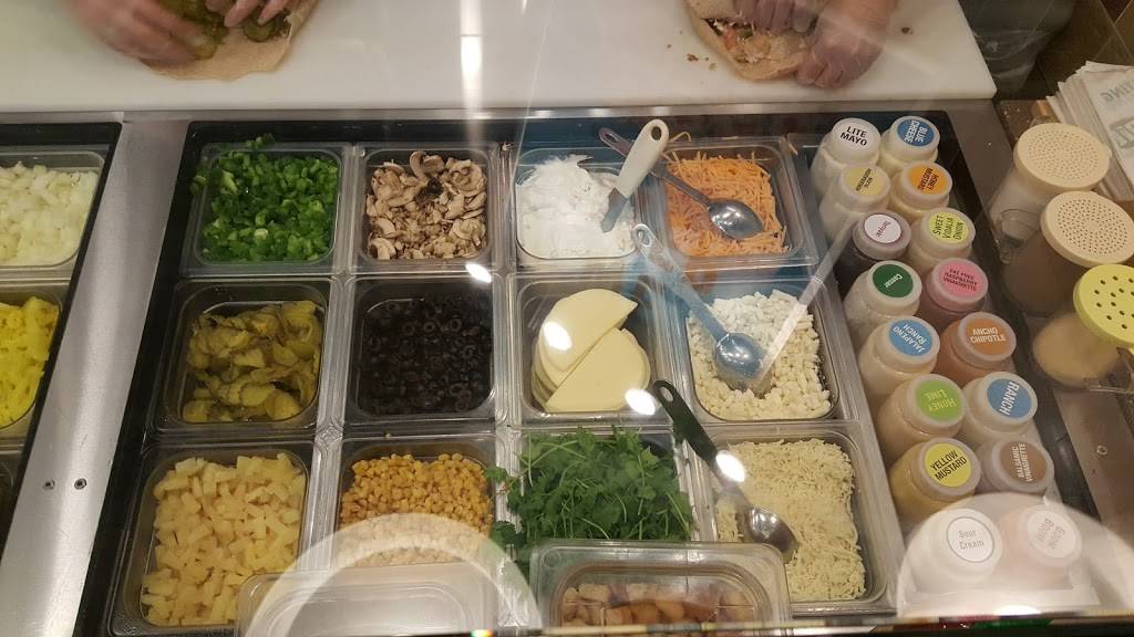 Pita Pit | restaurant | 2350 Badger Dr, Hudson, WI 54016, USA | 7158080907 OR +1 715-808-0907